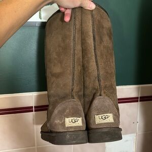 UGG Australia Womens Tall Boots Leather Size W 8 Shearling Sheepskin brown